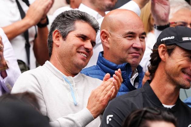 Carlos Alcaraz Snr. Wimbledon Tennis Championships, Day 1, The All England Lawn Tennis and Croquet Club, London, UK - 01 Jul 2024  Copyright: xJavierxGarcia Shutterstockx 14565033fb