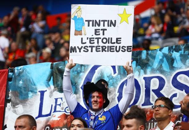A French fan with a sign in the stadium ahead of the game France v Belgium, UEFA European Championship, EM, Europameisterschaft 2024, Round of 16, Football, Dusseldorf Arena, Dusseldorf, Germany - 01 Jul 2024 EDITORIAL USE ONLY No use with unauthorised audio, video, data, fixture lists, club league logos or live services. Online in-match use limited to 120 images, no video emulation. No use in betting, games or single club league player publications. Copyright: xKieranxMcManus Shutterstockx 14566634q