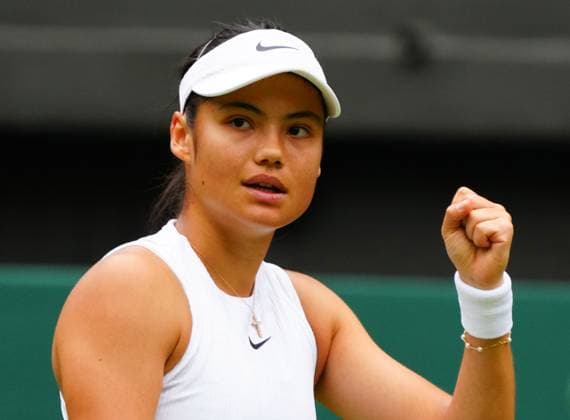 Emma Raducanu during her first round match Wimbledon Tennis Championships, Day 1, The All England Lawn Tennis and Croquet Club, London, UK - 01 Jul 2024  Copyright: xJavierxGarcia Shutterstockx 14565033gy