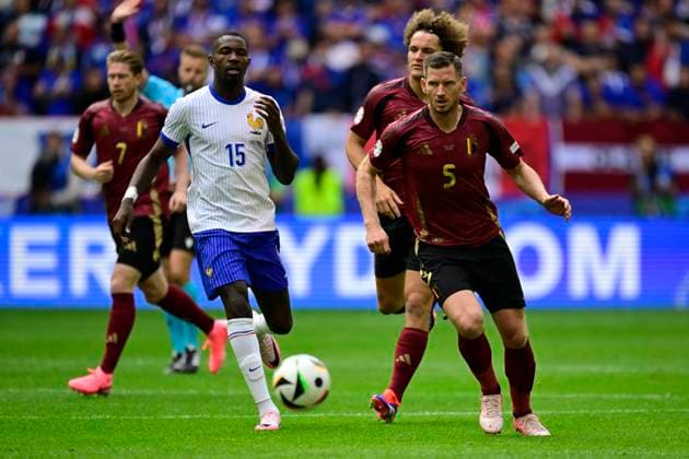 France v Belgium Round of 16 - UEFA EURO, EM, Europameisterschaft,Fussball 2024 DUSSELDORF, GERMANY - JULY 01 : Marcus Thuram forward of France and Vertonghen Jan defender of Belgium during the UEFA EURO 2024 European Football Championship tournament round of 16 match between France and Belgium at Dusseldorf Arena on July 1, 2024 in Dusseldorf, Germany, 01 07 2024 Dusseldorf Germany  Copyright: xPeterxDexVoechtx