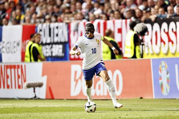 DUSSELDORF - Kylian Mbappe of France during the UEFA EURO, EM, Europameisterschaft,Fussball 2024 round of 16 match between France and Belgium at the Dusseldorf Arena on July 1, 2024 in Dusseldorf, Germany. ANP Hollandse Hoogte MAURICE VAN STEEN UEFA EURO 2024 2024 xVIxANPxSportx xVanxSteenxFotografiexIVx 502544042 originalFilename: 502544042.jpg