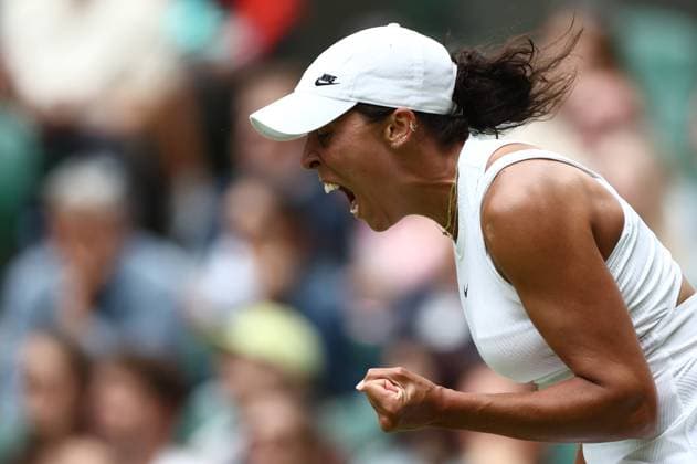 Sport Bilder des Tages Madison Keys of USA celebrates Wimbledon Tennis Championships, Day 1, The All England Lawn Tennis and Croquet Club, London, UK - 01 Jul 2024  Copyright: xJamesxMarsh Shutterstockx 14565034cx