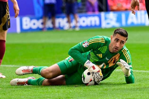France v Belgium Round of 16 - UEFA EURO, EM, Europameisterschaft,Fussball 2024 DUSSELDORF, GERMANY - JULY 01 : Casteels Koen goalkeeper of Belgium during the UEFA EURO 2024 European Football Championship tournament round of 16 match between France and Belgium at Dusseldorf Arena on July 1, 2024 in Dusseldorf, Germany, 01 07 2024 Dusseldorf Germany  Copyright: xPeterxDexVoechtx