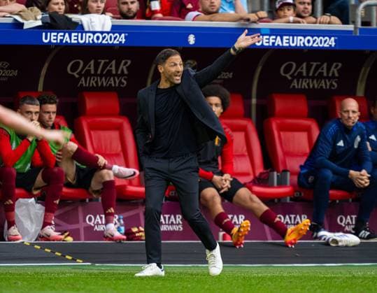 Football - UEFA EURO, EM, Europameisterschaft,Fussball 2024 - Round of 16 - France v Belgium DÜSSELDORF, GERMANY - Monday, July 1, 2024: Belgium s head coach Domenico Tedesco during the UEFA Euro 2024 Round of 16 match between France and Belgium at the Düsseldorf Arena. (Photo by David Rawcliffe Propaganda) DÜSSELDORF Düsseldorf Arena NORTH RHINE-WESTPHALIA GERMANY  Copyright: xDavidxRawcliffex P2024-07-01-France_Belgium-46