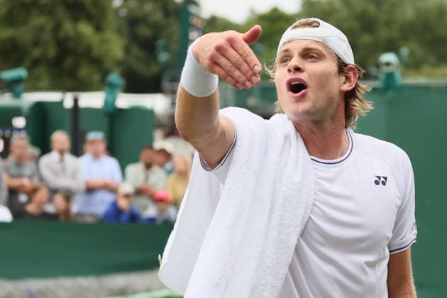 Belgian Zizou Bergs reacts at a tennis match between Belgian Bergs and French Cazaux, in the first round of the men s singles competition of the 2024 Wimbledon grand slam tournament at the All England Tennis Club, in south-west London, Britain, Monday 01 July 2024. BENOITxDOPPAGNE  x95646158x