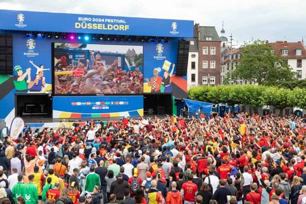 Fan Zone Burgplatz and Rheinufer in Düsseldorf Public Viewing UEFA EURO 2024 France vs. Belgium 01 07 2024 Fan Zone Burgplatz and Rheinufer in Düsseldorf Public Viewing UEFA EURO 2024 France vs. Belgium on 01 07 2024, Düsseldorf Copyright: xBEAUTIFULxSPORTS KennyxBeelex