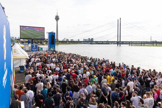 Fan Zone Burgplatz and Rheinufer in Düsseldorf Public Viewing UEFA EURO 2024 France vs. Belgium 01 07 2024 Fan Zone Burgplatz and Rheinufer in Düsseldorf Public Viewing UEFA EURO 2024 France vs. Belgium on 01 07 2024, Düsseldorf Copyright: xBEAUTIFULxSPORTS KennyxBeelex