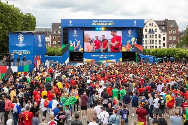 Fan Zone Burgplatz and Rheinufer in Düsseldorf Public Viewing UEFA EURO 2024 France vs. Belgium 01 07 2024 Fan Zone Burgplatz and Rheinufer in Düsseldorf Public Viewing UEFA EURO 2024 France vs. Belgium on 01 07 2024, Düsseldorf Copyright: xBEAUTIFULxSPORTS KennyxBeelex