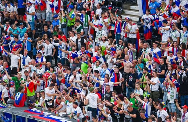 Fans of Slovenia cheer during the UEFA EURO 2024 Round of 16 match between Portugal and Slovenia, Arena Frankfurt on July 01, 2024 in Frankfurt am Main, Germany Photo by Fans of Slovenia cheer during the UEFA EURO 2024 Round of 16 match between Portugal and Slovenia at Arena Frankfurt on July 1, 2024 in Frankfurt am Main, Germany Photo by Defodi 738 738 PORSVN 20240701 139 Defodi-