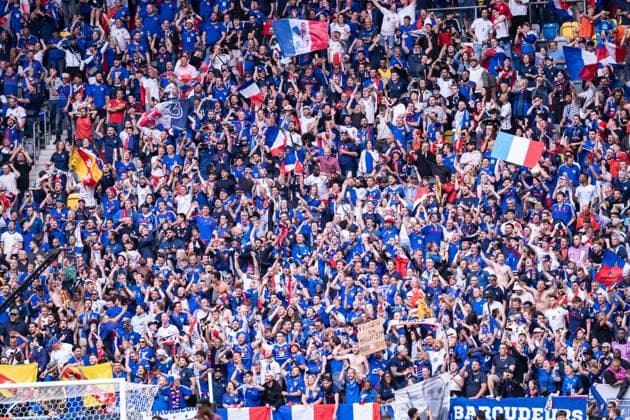 GER, Euro 2024, Round of sixteen, France FRA vs Belgium BEL 01 07 2024, MERKUR SPIEL ARENA Arena Düsseldorf , Düsseldorf, GER, Euro 2024, Round of sixteen, France FRA vs Belgium BEL In the picture Fans of France FRA celebrate nordphotoxGmbHxx xChristianxSchulze nph000300
