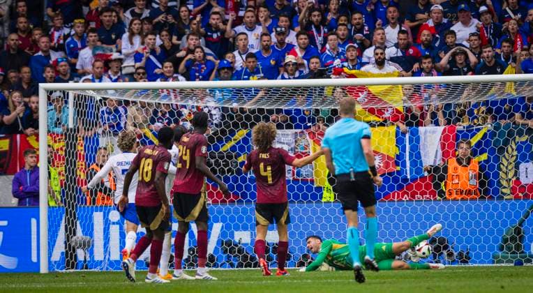 Dusseldorf, Germany 01st Jul 2024 Goal for 1 0 by Randal Kolo Muani FRA vs Koen Casteels BEL France Belgium France Belgium 01 07 2024