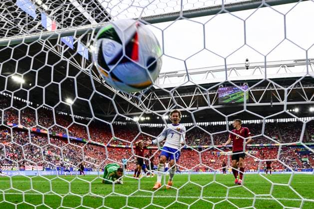 Goal for 1 0 by own goal Jan Vertonghen 5 Belgium , France vs Belgium, Football, UEFA Euro 2024, Round of 16, 01 07 2024 Düsseldorf Nordrhein Westfalen Germany Copyright: xkolbert-press MarcxNiemeyerx