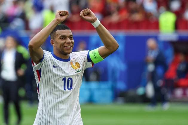 EM 2024 France Belgium on 01 07 2024 at the Arena Düsseldorf in Duesseldorf Kylian Mbappe France 10 cheers and is happy MH