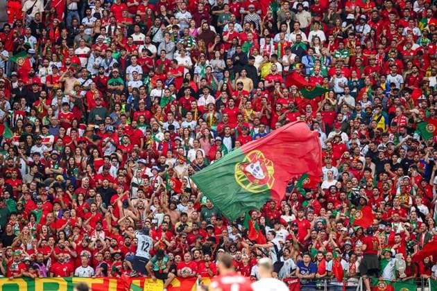 2024-07-01 Portugal v Slovenia - Round of 16 - UEFA EURO, EM, Europameisterschaft,Fussball 2024 FRANKFURT, GERMANY - JULY 1: Fans of Portugal waving flags during the Round of 16 - UEFA EURO 2024 match between Portugal and Slovenia at Deutsche Bank Park on July 1, 2024 in Frankfurt, Germany. (Photo by Peter Lous BSR Agency) Frankfurt Germany Content not available for redistribution in The Netherlands directly or indirectly through any third parties. Copyright: xBSRxAgencyx