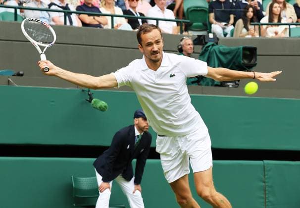 TENNIS - Wimbledon 2024 LONDON,ENGLAND,01.JUL.24 - TENNIS - ATP, Tennis Herren World Tour, Wimbledon, Grand Slam. Image shows Daniil Medvedev (RUS).  GEPAxpictures xAlanxGrieves