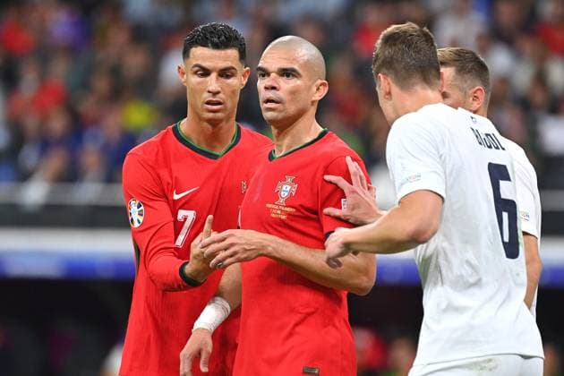 from left Cristiano RONALDO POR , PEPE POR , Jaka BIJOL SVN , Action Round of 16 Portugal POR Slovenia SVN on 01 07 2024, Frankfurt Arena Football UEFA EURO 2024 GERMANY from 14 06 2024 14 07 2024