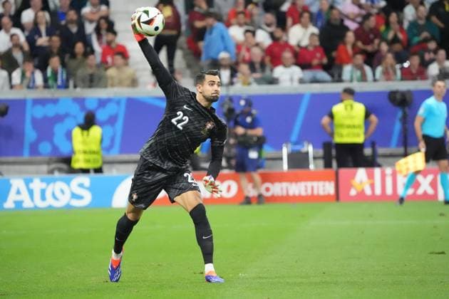 Goalkeeper Goalie Diogo Costa Portugal, 22 Frankfurt 01 07 2024 Portugal vs Slovenia, EURO2024, M41 Round of 16, EM Arena Frankfurt