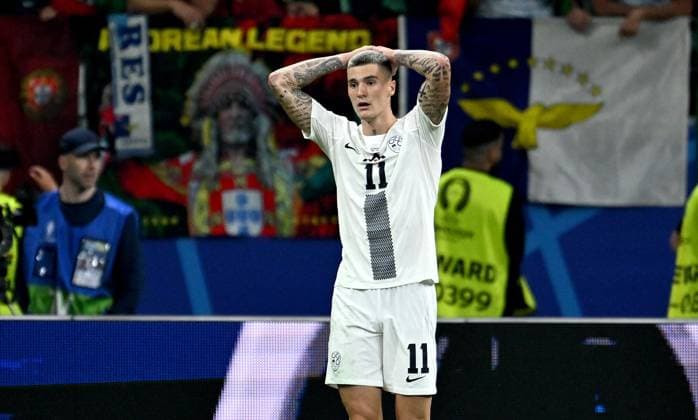Football Euro 2024 Round of 16 01 07 2024 Portugal Slovenia Benjamin Sesko Slovenia misses a great chance to score