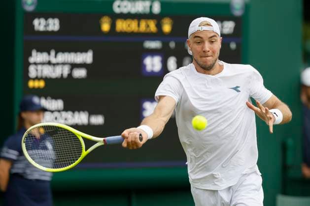 Jan Lennard Struff GER Tennis Wimbledon 2024 Grand Slam ITF ATP WTA AELTC London Great Britain 1 July 2024 Copyright: xJuergenxHasenkopfx