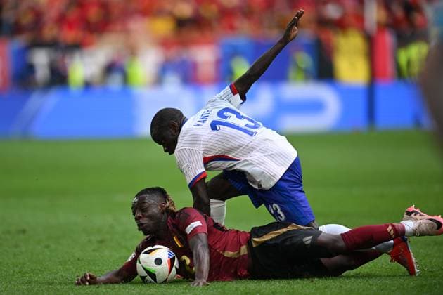 Jeremy Doku (Belgium)N Golo Kante (France) during the UEFA EURO, EM, Europameisterschaft,Fussball Germany 2024 match between France 1-0 Belgium at Dusseldorf Arena on July 01, 2024 in Dusseldorf , Germany. Noxthirdxpartyxsales  (258328017)