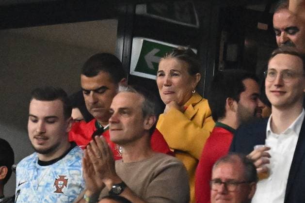 01 07 2024, xscotx, Football EM 2024 Round of 16, Portugal Slovenia, emspor, v l Maria Dolores dos Santos Aveiro, the mother of Christiano Ronaldo Portugal Cheers, joy, emotions about the victory Frankfurt am Main