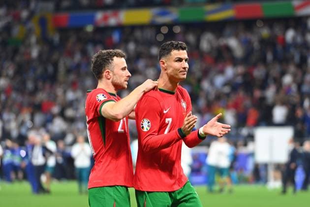 Final cheer v re Cristiano RONALDO POR , Diogo JOTA POR , jubilation,joy,enthusiasm,action round of 16 Portugal POR Slovenia SVN 3 0 i E on 01 07 2024, Frankfurt Arena Football UEFA EURO 2024 GERMANY from 14 06 2024 14 07 2024
