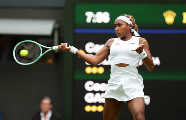(240702) -- LONDON, July 2, 2024 -- Coco Gauff hits a return during the women s singles first round match between Coco Gauff of the United States and Caroline Dolehide of the United States at Wimbledon tennis Championship in London, Britain, on July 1, 2024. ) (SP)BRITAIN-LONDON-TENNIS-WIMBLEDON LixYing 