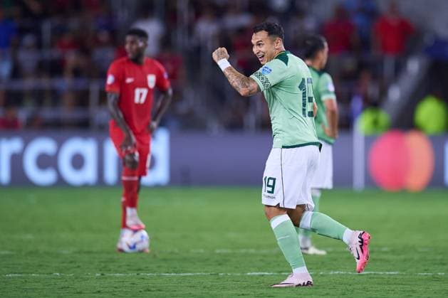 Fußball, Copa America, Bolivien - Panama RECORD DATE NOT STATED Copa America USA 2024 Bolivia vs Panama Bruno Miranda celebrates his goal 1-1- of Bolivia during the CONMEBOL Copa America 2024 group C match between Bolivia and Panama, at Ioter-Co Stadium, on July 01, 2024 in Orlando, Florida United States. ORLANDO FLORIDA UNITED STATES  Copyright: xJosexLuisxMelgarejox 20240701213419_CA_GC_2024_BOL_PAN_MIRANDA99