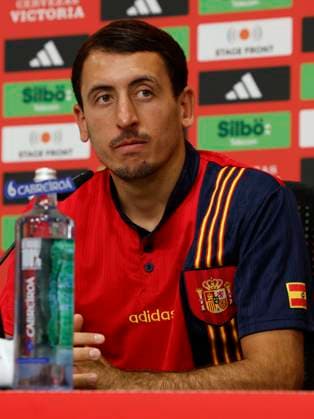 EURO 2024, Nationalteam Spanien Pressekonferenz Spain s player Mikel Oyarzabal attends press conference, PK, Pressekonferenz held following a training session of the team in Donaueschingen, Germany, 02 July 2024.. Spain will face Germany in their Euro2024 quarter final soccer match on 05 July. Press conference of Oyarzabal !ACHTUNG: NUR REDAKTIONELLE NUTZUNG!  Copyright: xJ.J.xGuillenx GRAF566 20240702-55014036461_1