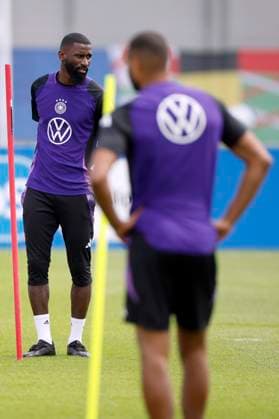 Germany s player Antonio Rüdiger attends a training session held in Herzogenaurach, on 02 July 2024. Germany will face Spain in the Euro2024 quarter final match on the upcoming 05 July. Training session of Germany !ACHTUNG: NUR REDAKTIONELLE NUTZUNG!  Copyright: xALBERTOxESTEVEZx GRAF593 20240702-55014036674_1