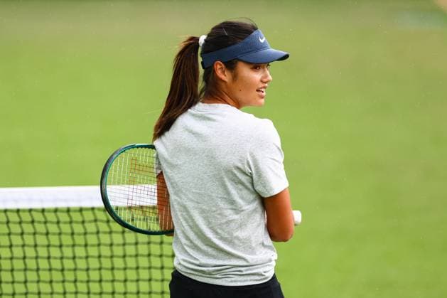 Emma Raducanu during practice Wimbledon Tennis Championships, Day 2, The All England Lawn Tennis and Croquet Club, London, UK - 02 Jul 2024  Copyright: xJamesxMarsh Shutterstockx 14567680bc