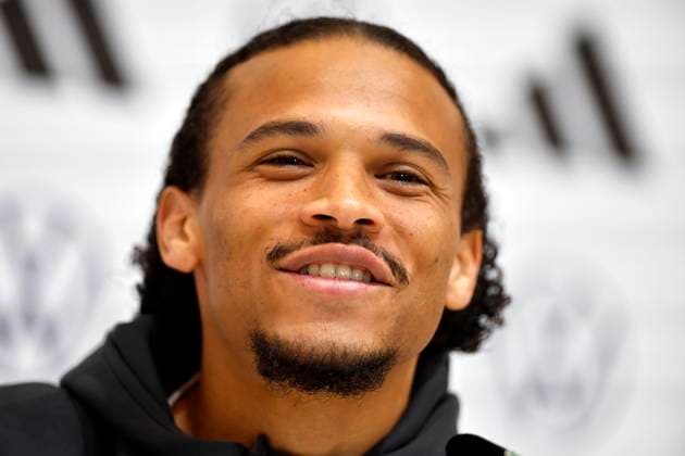 Sport Bilder des Tages Germany s player Leroy Sane attends a press conference, PK, Pressekonferenz following a training session of the team held in Herzogenaurach, Germany, on 02 July 2024. Germany will face Spain in the Euro2024 quarter final match on the upcoming 05 July. Press conference of Sane !ACHTUNG: NUR REDAKTIONELLE NUTZUNG!  Copyright: xALBERTOxESTEVEZx GRAF655 20240702-55014037685_1