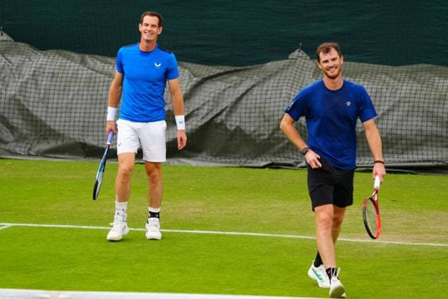 Andy Murray practises with brother Jamie Murray after announcing his withdrawl from the Men s Singles due to injury Wimbledon Tennis Championships, Day 2, The All England Lawn Tennis and Croquet Club, London, UK - 02 Jul 2024  Copyright: xJavierxGarcia Shutterstockx 14567681cp