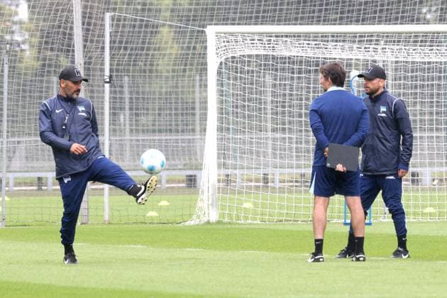 DEU, DFL, 2 FBL Hertha BSC, Training, 02 07 2024, Sportforum, Berlin, DEU, DFL, 2 FBL Hertha BSC, Training, in the picture Head Coach Cristian Fiel Hertha BSC Berlin , Co Coach Jaime Monroy Hertha BSC Berlin , Co Coach Patrick Ebert Hertha BSC Berlin DFL regulations prohibit any use of Photographs as image sequences and or quasi video Foto Juergen Engler nordphoto GmbH nordphotoxGmbHx xEngler nph00076