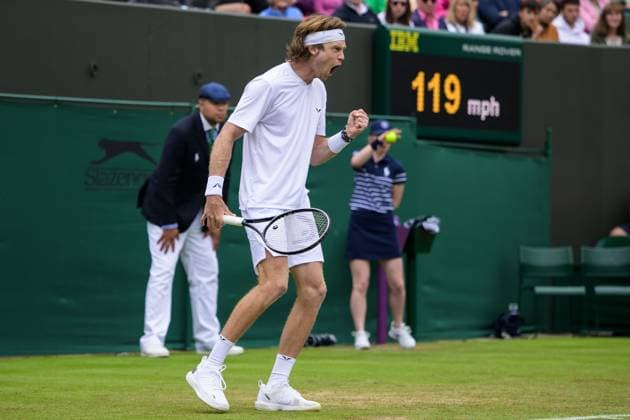 240702 Andrey Rublev of Russia celebrates as he competes in a first round singles match during day 2 of Wimbledon on July 2, 2024 in London Photo Jesper Zerman BILDBYRAN kod JZ JZ0548 tennis wimbledon aeltc day 2 bbeng jubel  Copyright: JESPERxZERMAN BB240702JZ012