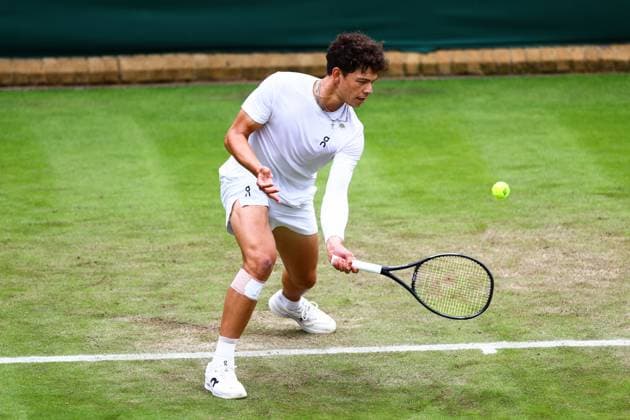 Ben Shelton Wimbledon Tennis Championships, Day 2, The All England Lawn Tennis and Croquet Club, London, UK - 02 Jul 2024  Copyright: xJamesxMarsh Shutterstockx 14567680ca