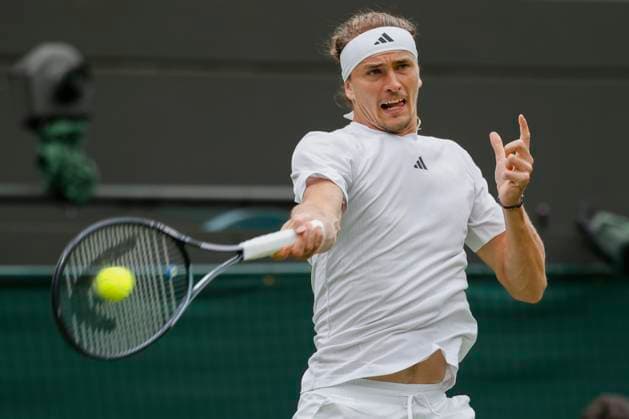 Sport Themen der Woche KW27 Sport Bilder des Tages Alexander Zverev (GER) Tennis - Wimbledon 2024 - Grand Slam ITF ATP, Tennis Herren WTA, Tennis Damen - AELTC - London - - Great Britain - 2 July 2024. *** Alexander Zverev GER Tennis Wimbledon 2024 Grand Slam ITF ATP WTA AELTC London Great Britain 2 July 2024 Copyright: xJuergenxHasenkopfx