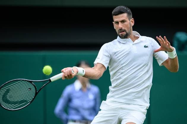 240702 Novak Djokovic of Serbia competes in a first round singles match during day 2 of Wimbledon on July 2, 2024 in London Photo Jesper Zerman BILDBYRAN kod JZ JZ0548 tennis wimbledon AELTC day 2 bbeng  Copyright: JESPERxZERMAN BB240702JZ031
