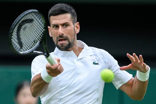 240702 Novak Djokovic of Serbia competes in a first round singles match during day 2 of Wimbledon on July 2, 2024 in London Photo Jesper Zerman BILDBYRAN kod JZ JZ0548 tennis wimbledon AELTC day 2 bbeng  Copyright: JESPERxZERMAN BB240702JZ043