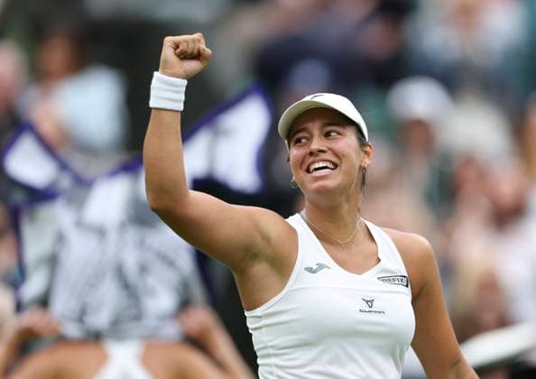 (240702) -- LONDON, July 2, 2024 -- Jessica Bouzas Maneiro celebrates after the women s singles first round match between Marketa Vondrousova of the Czech Republic and Jessica Bouzas Maneiro of Spain at Wimbledon tennis Championship in London, Britain, July 2, 2024. ) (SP)BRITAIN-LONDON-TENNIS-WIMBLEDON-DAY 2 HanxYan 