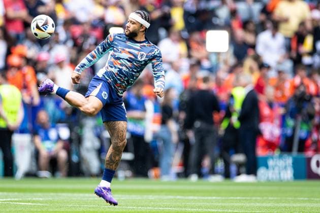 UEFA EURO 2024 Romania Netherlands 02 07 2024 Memphis Depay Netherlands, 10 warming up UEFA EURO 2024 Romania Netherlands Munich Football Arena, Munich 02 07 2024 Copyright: xBEAUTIFULxSPORTS Buriakovx