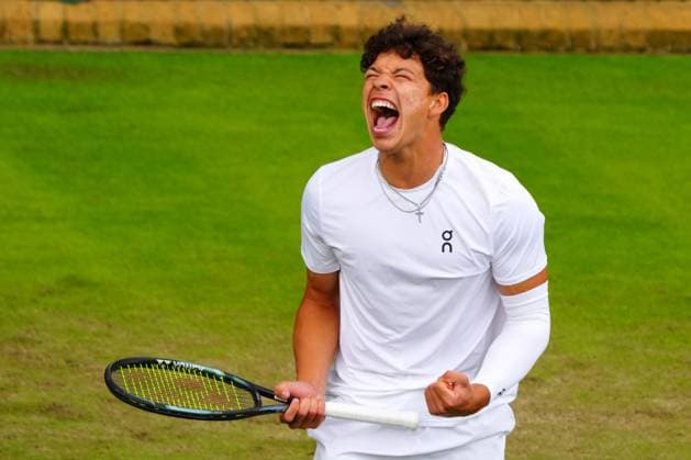 Ben Shelton celebrates victory in his first round match Wimbledon Tennis Championships, Day 2, The All England Lawn Tennis and Croquet Club, London, UK - 02 Jul 2024  Copyright: xJavierxGarcia Shutterstockx 14567681fb