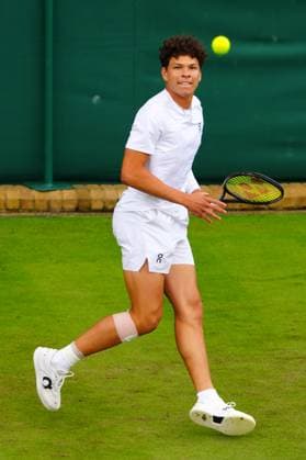 Ben Shelton during his first round match Wimbledon Tennis Championships, Day 2, The All England Lawn Tennis and Croquet Club, London, UK - 02 Jul 2024  Copyright: xJavierxGarcia Shutterstockx 14567681fr