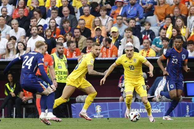 MUNCHEN, 02-07-2024, Stadium Allianz Arena, European Football Championship Euro2024, Round of 16 match no.40 between Romania and Netherlands. Romania player Ianis Hagi Romania - Netherlands (Euro2024)  x25661007x Copyright:
