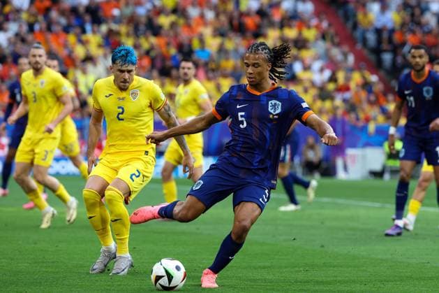 in duel, action, with Andrei Ratiu 2 Romania , Nathan AkÃ 5 Netherlands , Romania vs Netherlands, Football, UEFA Euro 2024, Round of 16, M43, 02 07 2024 Munich Bavaria Germany Copyright: xkolbert-press ChristianxKolbertx