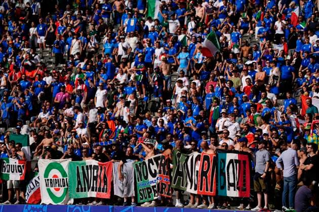 Fans of Italy team during the Euro 2024 soccer match between Swiss and Italy at the Olympiastadion, Berlin, Germany - Saturday 29, June, 2024. - Soccer .  Copyright: xFabioxFerrari LaPressex