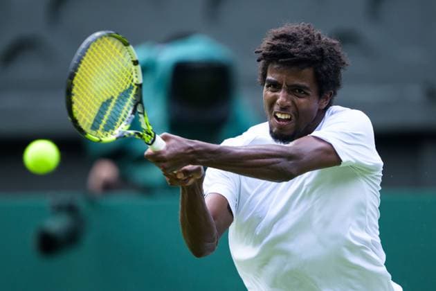 240702 And Elias Ymer of Sweden competes in a first round singles match during day 2 of Wimbledon on July 2, 2024 in London Photo Jesper Zerman BILDBYRAN kod JZ JZ0548 tennis wimbledon aeltc day 2 bbeng  Copyright: JESPERxZERMAN BB240702JZ047