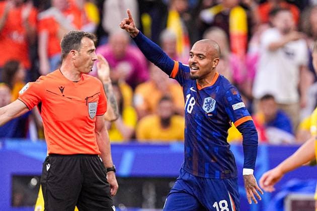 2024-07-02 Romania v Netherlands - Round of 16 - UEFA EURO, EM, Europameisterschaft,Fussball 2024 MUNICH, GERMANY - JULY 2: Donyell Malen of the Netherlands celebrates after scoring his teams second goal during the Round of 16 - UEFA EURO 2024 match between Romania and Netherlands at Munich Football Arena on July 2, 2024 in Munich, Germany. (Photo by Joris Verwijst BSR Agency) Munich Germany Content not available for redistribution in The Netherlands directly or indirectly through any third parties. Copyright: xBSRxAgencyx