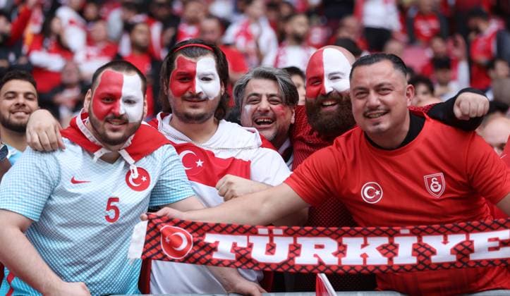 Leipzig, Germany, 2nd July 2024. Turkish fans gather prior to the UEFA European Championships Round of 16 match at Leipzig Stadium, Leipzig. Picture credit should read: Paul Terry Sportimage EDITORIAL USE ONLY. No use with unauthorised audio, video, data, fixture lists, club league logos or live services. Online in-match use limited to 120 images, no video emulation. No use in betting, games or single club league player publications. SPI-3215-0026