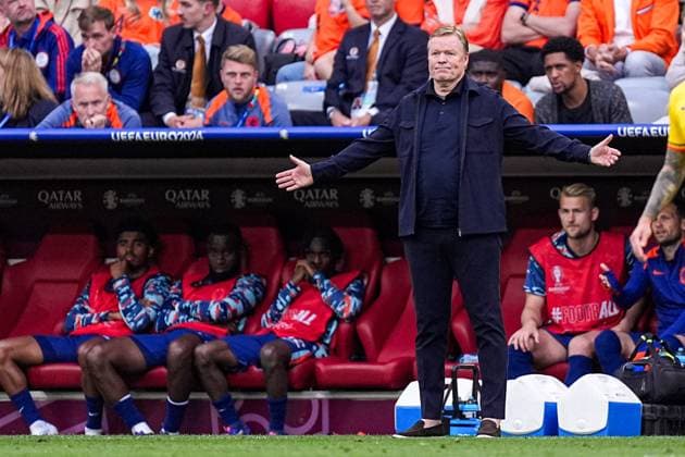 2024-07-02 Romania v Netherlands - Round of 16 - UEFA EURO, EM, Europameisterschaft,Fussball 2024 MUNICH, GERMANY - JULY 2: Coach Ronald Koeman of the Netherlands looks surprised during the Round of 16 - UEFA EURO 2024 match between Romania and Netherlands at Munich Football Arena on July 2, 2024 in Munich, Germany. (Photo by Joris Verwijst BSR Agency) Munich Germany Content not available for redistribution in The Netherlands directly or indirectly through any third parties. Copyright: xBSRxAgencyx